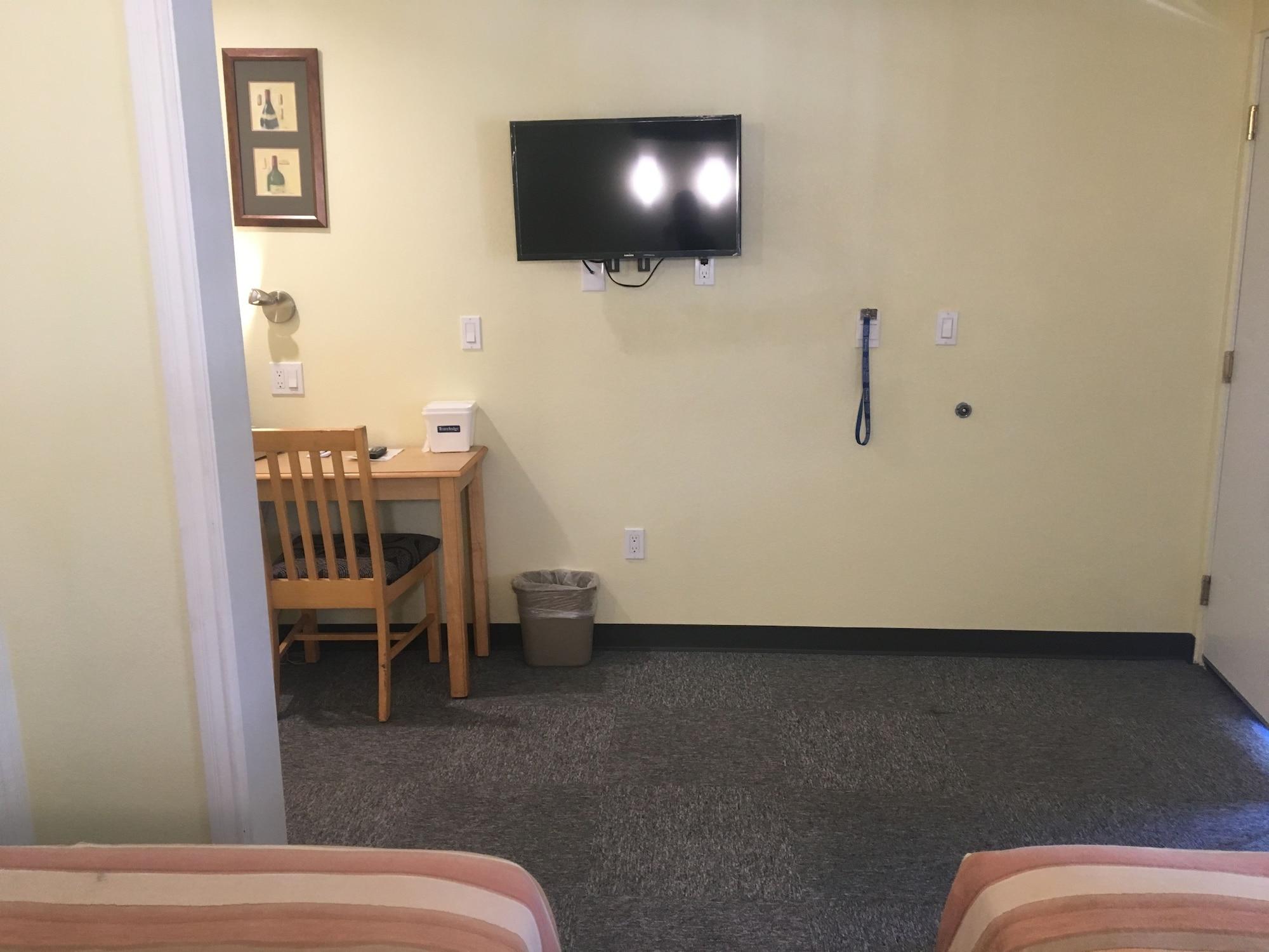 Travelodge By Wyndham Fairfield/Napa Valley Екстер'єр фото