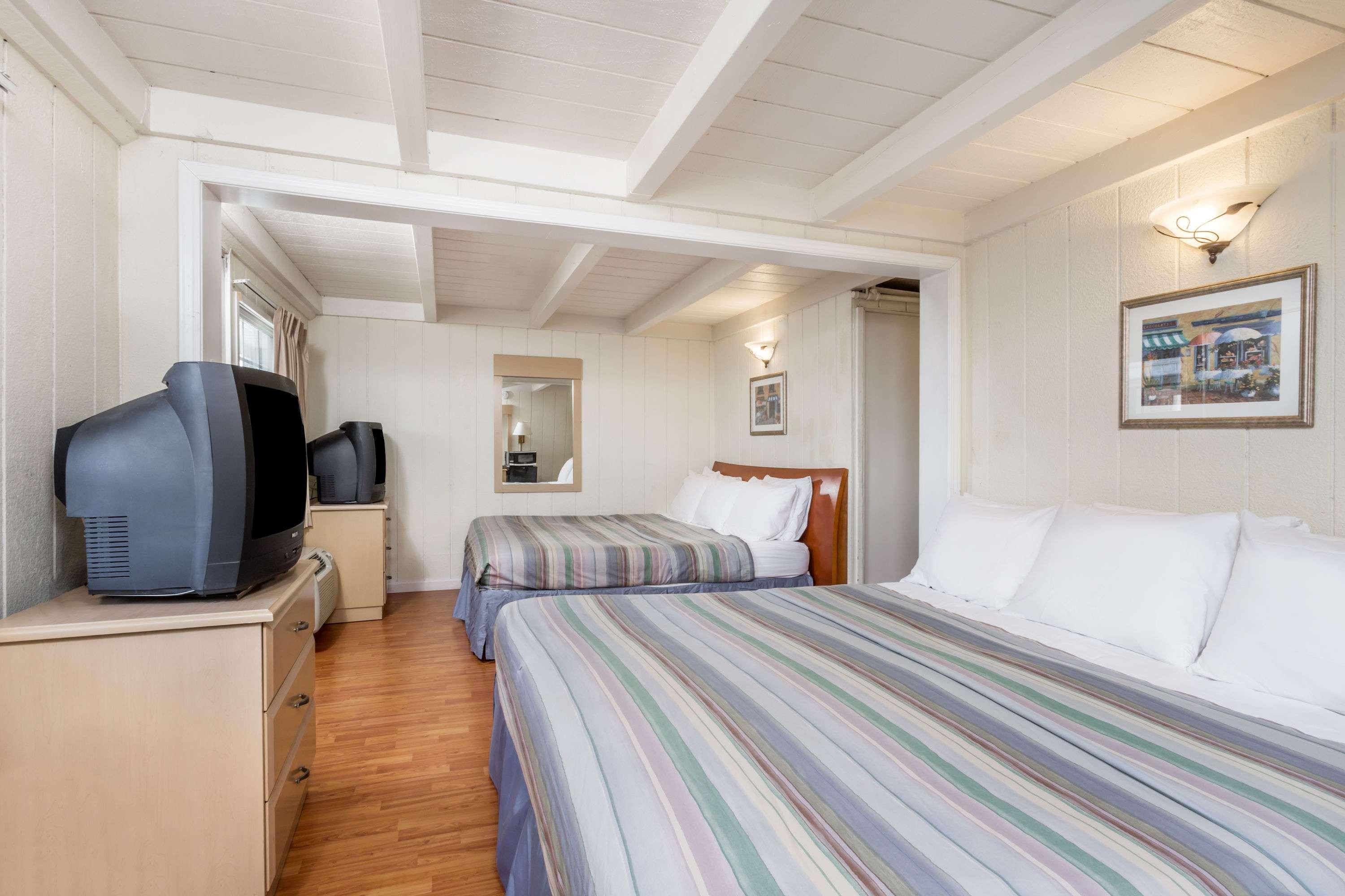 Travelodge By Wyndham Fairfield/Napa Valley Екстер'єр фото