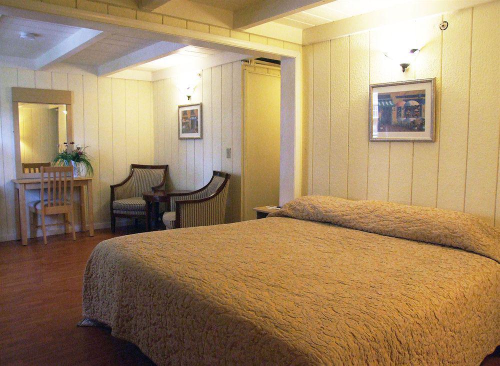 Travelodge By Wyndham Fairfield/Napa Valley Екстер'єр фото