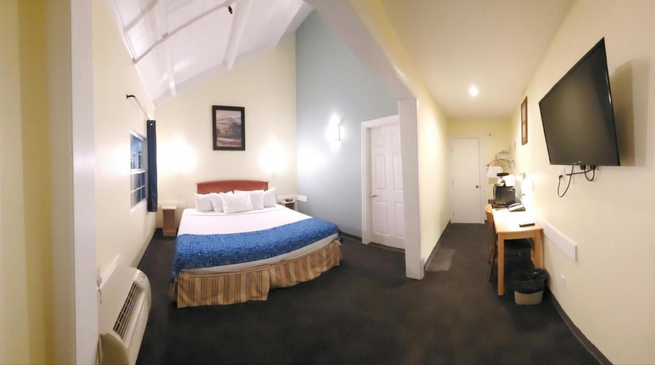 Travelodge By Wyndham Fairfield/Napa Valley Екстер'єр фото