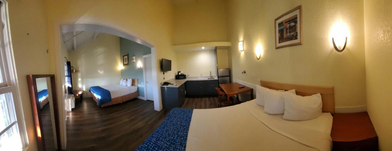 Travelodge By Wyndham Fairfield/Napa Valley Екстер'єр фото